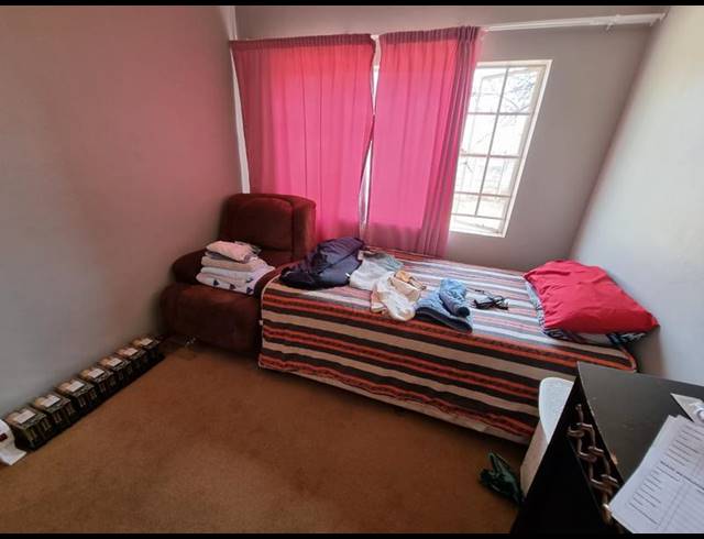 3 BEDROOM HOUSE FOR SALE IN THE ORCHARDS